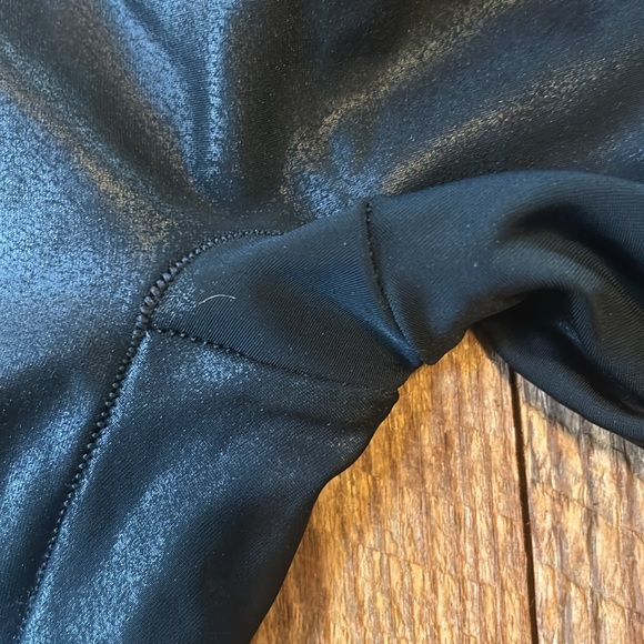 Spanx faux leather leggings - Picture 3 of 4